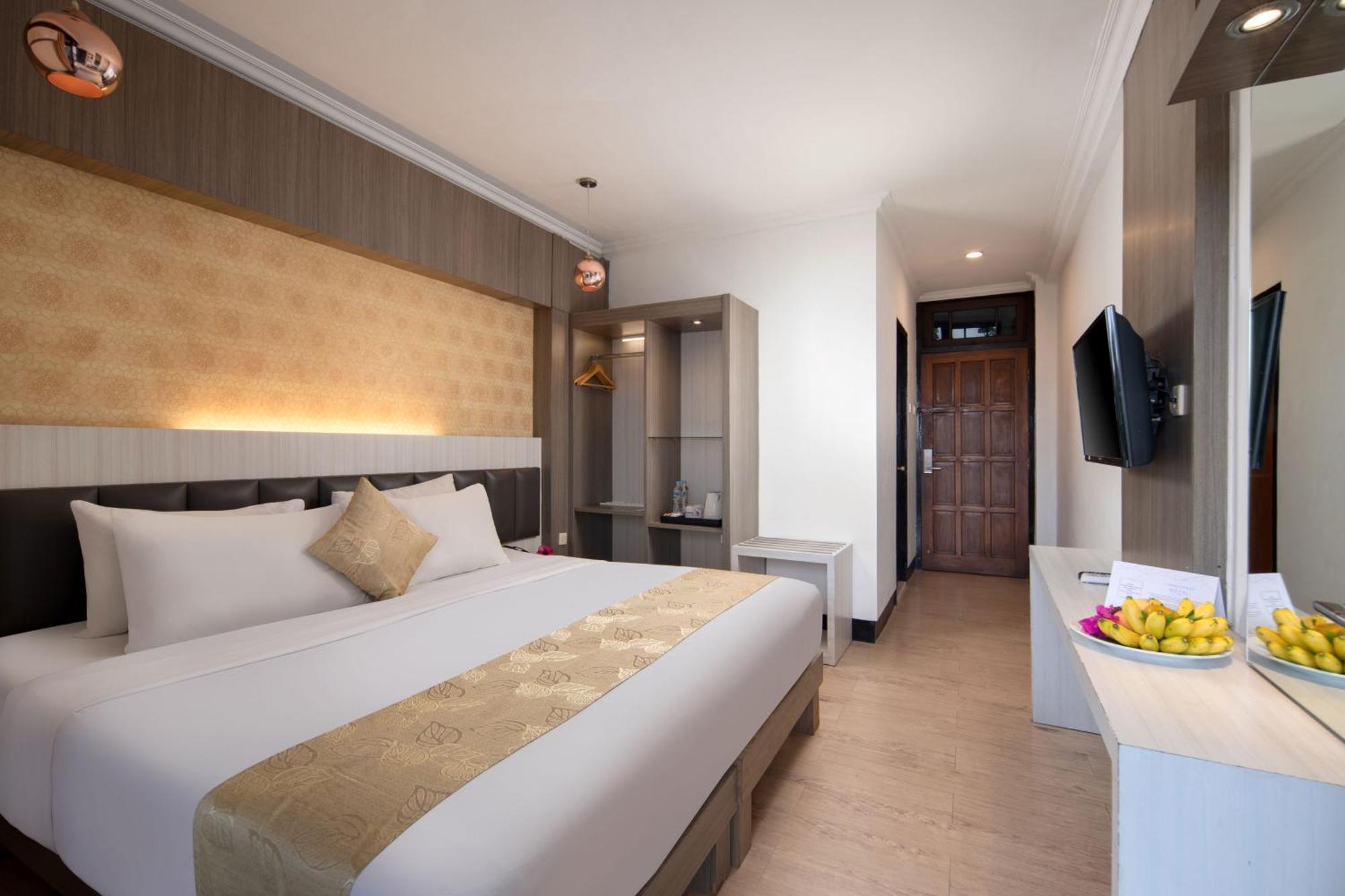 Royal Hotel And Convention Tretes Prigen Экстерьер фото