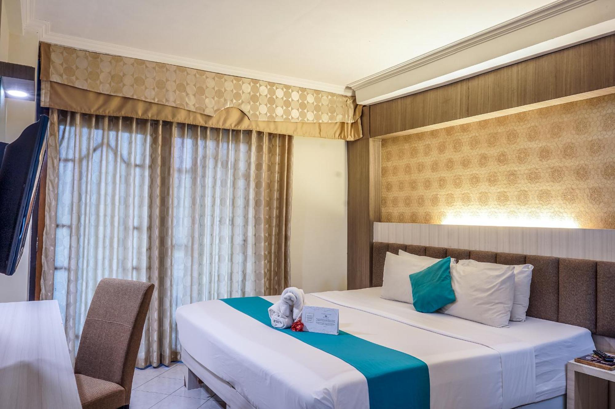 Royal Hotel And Convention Tretes Prigen Экстерьер фото